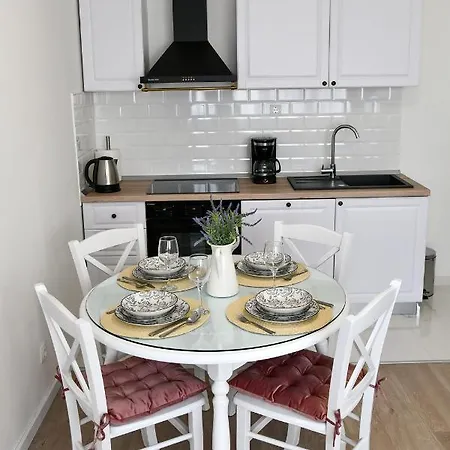 New And Modern Baroni Apartment *