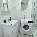 Daire New And Modern Baroni